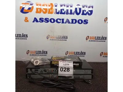 LOTE 028 - 01 JOGO DE FERRAMENTA, 02 APARELHOS DE DVD COM USB E HDMI E 01 KIT PARAFUSO ANTI FURTO DA FIAT. (NO ESTADO) ATENÇÃO! FAZER A VISITAÇÃO ANTES DE ARREMATAR, NÃO SABEMOS SE FUNCIONA. LEILÃO NÃO TEM GARANTIA E NEM DEVOLUÇÃO, SUJEITO A POSSÍVEIS AVARIAS VISÍVEIS/OCULTAS E/OU AUSÊNCIA DE COMPONENTES.