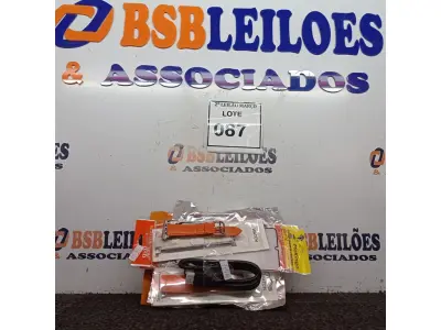 LOTE 087 - 03 FITAS DE LED RGB, PULSEIRAS DE RELÓGIO E CABO HDMI. (NO ESTADO) ATENÇÃO! FAZER A VISITAÇÃO ANTES DE ARREMATAR, NÃO SABEMOS SE FUNCIONA. LEILÃO NÃO TEM GARANTIA E NEM DEVOLUÇÃO, SUJEITO A POSSÍVEIS AVARIAS VISÍVEIS/OCULTAS E/OU AUSÊNCIA DE COMPONENTES.
