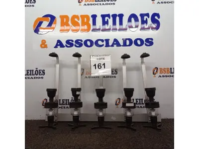 LOTE 161 - 05 DOSADORES DE BEBIDAS. (NO ESTADO) ATENÇÃO! FAZER A VISITAÇÃO ANTES DE ARREMATAR, NÃO SABEMOS SE FUNCIONA. LEILÃO NÃO TEM GARANTIA E NEM DEVOLUÇÃO, SUJEITO A POSSÍVEIS AVARIAS VISÍVEIS/OCULTAS E/OU AUSÊNCIA DE COMPONENTES.