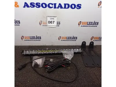 LOTE 067 - 01 BARRA DE LED 20 DODGE RAM 2500.  (NO ESTADO) ATENÇÃO! FAZER A VISITAÇÃO ANTES DE ARREMATAR, NÃO SABEMOS SE FUNCIONA. LEILÃO NÃO TEM GARANTIA E NEM DEVOLUÇÃO, SUJEITO A POSSÍVEIS AVARIAS VISÍVEIS/OCULTAS E/OU AUSÊNCIA DE COMPONENTES.