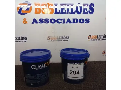 LOTE 294 - 02 BALDES TINTA QUALITEX 3,6L NA COR AMARELO E VERMELHO GUARANÁ. (NO ESTADO) ATENÇÃO! FAZER A VISITAÇÃO ANTES DE ARREMATAR, NÃO SABEMOS SE FUNCIONA. LEILÃO NÃO TEM GARANTIA E NEM DEVOLUÇÃO, SUJEITO A POSSÍVEIS AVARIAS VISÍVEIS/OCULTAS E/OU AUSÊNCIA DE COMPONENTES.