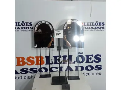 LOTE 297 - 02 ESPELHOS E 01 MOSTRUÁRIO. (NO ESTADO) ATENÇÃO! FAZER A VISITAÇÃO ANTES DE ARREMATAR, NÃO SABEMOS SE FUNCIONA. LEILÃO NÃO TEM GARANTIA E NEM DEVOLUÇÃO, SUJEITO A POSSÍVEIS AVARIAS VISÍVEIS/OCULTAS E/OU AUSÊNCIA DE COMPONENTES.