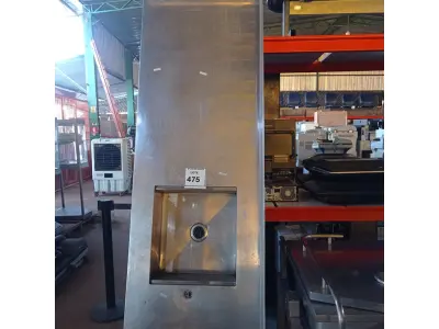 LOTE 475 - 01 PIA EM INOX INDUSTRIAL C/01 CUBA 230X0,60. (NO ESTADO) ATENÇÃO! FAZER A VISITAÇÃO ANTES DE ARREMATAR, NÃO SABEMOS SE FUNCIONA. LEILÃO NÃO TEM GARANTIA E NEM DEVOLUÇÃO, SUJEITO A POSSÍVEIS AVARIAS VISÍVEIS/OCULTAS E/OU AUSÊNCIA DE COMPONENTES.
