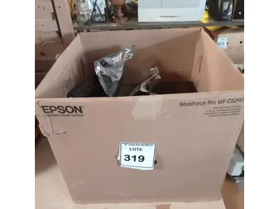 LOTE 319 - 01 CAIXA COM ELETRÔNICOS DIVERSOS E ÓCULOS 3D SONY. (NO ESTADO) ATENÇÃO! FAZER A VISITAÇÃO ANTES DE ARREMATAR, NÃO SABEMOS SE FUNCIONA. LEILÃO NÃO TEM GARANTIA E NEM DEVOLUÇÃO, SUJEITO A POSSÍVEIS AVARIAS VISÍVEIS/OCULTAS E/OU AUSÊNCIA DE COMPONENTES.