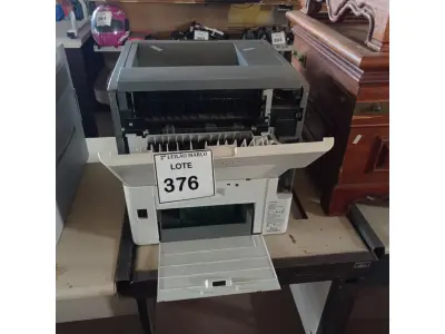 LOTE 376 - 01 IMPRESSORA LEXMARK T654DN. (NO ESTADO) ATENÇÃO! FAZER A VISITAÇÃO ANTES DE ARREMATAR, NÃO SABEMOS SE FUNCIONA. LEILÃO NÃO TEM GARANTIA E NEM DEVOLUÇÃO, SUJEITO A POSSÍVEIS AVARIAS VISÍVEIS/OCULTAS E/OU AUSÊNCIA DE COMPONENTES.