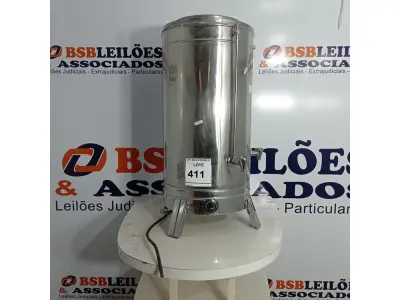 LOTE 411 - 01 CAFETEIRA ELÉTRICA EM INOX MARCA MONARCA. (NO ESTADO) ATENÇÃO! FAZER A VISITAÇÃO ANTES DE ARREMATAR, NÃO SABEMOS SE FUNCIONA. LEILÃO NÃO TEM GARANTIA E NEM DEVOLUÇÃO, SUJEITO A POSSÍVEIS AVARIAS VISÍVEIS/OCULTAS E/OU AUSÊNCIA DE COMPONENTES.