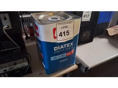 LOTE 415 - 01 LATA DE TINTA IQUINE DIATEX BASE ACRÍLICO FOSCO 18 L. (NO ESTADO) ATENÇÃO! FAZER A VISITAÇÃO ANTES DE ARREMATAR, NÃO SABEMOS SE FUNCIONA. LEILÃO NÃO TEM GARANTIA E NEM DEVOLUÇÃO, SUJEITO A POSSÍVEIS AVARIAS VISÍVEIS/OCULTAS E/OU AUSÊNCIA DE COMPONENTES.