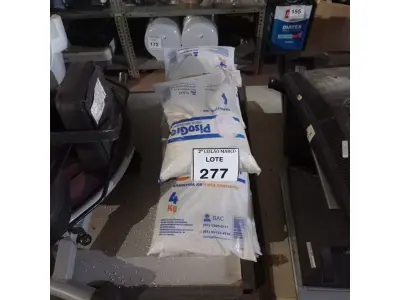 LOTE 277 - 06 PACOTES DE GRANITINA/08 PARA GRAFIADO COM 4KG CADA. (NO ESTADO) ATENÇÃO! FAZER A VISITAÇÃO ANTES DE ARREMATAR, NÃO SABEMOS SE FUNCIONA. LEILÃO NÃO TEM GARANTIA E NEM DEVOLUÇÃO, SUJEITO A POSSÍVEIS AVARIAS VISÍVEIS/OCULTAS E/OU AUSÊNCIA DE COMPONENTES.