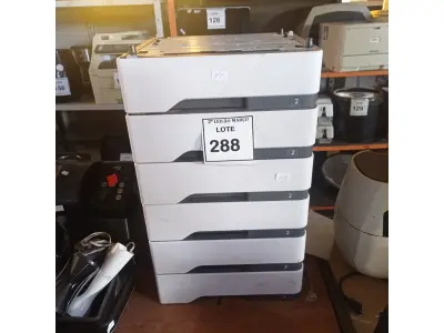 LOTE 288 - 06 GAVETAS PARA IMPRESSORA. (NO ESTADO) ATENÇÃO! FAZER A VISITAÇÃO ANTES DE ARREMATAR, NÃO SABEMOS SE FUNCIONA. LEILÃO NÃO TEM GARANTIA E NEM DEVOLUÇÃO, SUJEITO A POSSÍVEIS AVARIAS VISÍVEIS/OCULTAS E/OU AUSÊNCIA DE COMPONENTES.