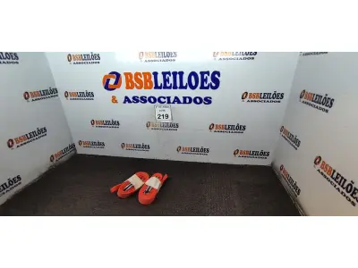 LOTE 219 - 02 CINTAS PARA SEGURANÇA. (NO ESTADO) ATENÇÃO! FAZER A VISITAÇÃO ANTES DE ARREMATAR, NÃO SABEMOS SE FUNCIONA. LEILÃO NÃO TEM GARANTIA E NEM DEVOLUÇÃO, SUJEITO A POSSÍVEIS AVARIAS VISÍVEIS/OCULTAS E/OU AUSÊNCIA DE COMPONENTES.
