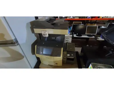 LOTE 227 - 01 IMPRESSORA MULTIFUNCIONAL MODELO X748DE MARCA LEXMARK E 01 IMPRESSORA DE ETIQUETAS ZEBRA. (NO ESTADO) ATENÇÃO! FAZER A VISITAÇÃO ANTES DE ARREMATAR, NÃO SABEMOS SE FUNCIONA. LEILÃO NÃO TEM GARANTIA E NEM DEVOLUÇÃO, SUJEITO A POSSÍVEIS AVARIAS VISÍVEIS/OCULTAS E/OU AUSÊNCIA DE COMPONENTES.