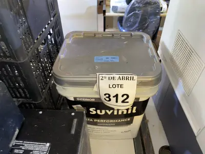 LOTE 312 - 01 GALÃO DE TINTA SUVINIL DE 18L PARA INTERIORES ACABAMENTO FOSCO BRANCO. (NOVO) (NO ESTADO) ATENÇÃO! FAZER A VISITAÇÃO ANTES DE ARREMATAR, NÃO SABEMOS SE FUNCIONA. LEILÃO NÃO TEM GARANTIA E NEM DEVOLUÇÃO, SUJEITO A POSSÍVEIS AVARIAS VISÍVEIS/OCULTAS E/OU AUSÊNCIA DE COMPONENTES.