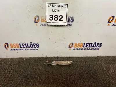 LOTE 382 - 10 BROCAS CHATAS PARA MADEIRA. (NO ESTADO) ATENÇÃO! FAZER A VISITAÇÃO ANTES DE ARREMATAR, NÃO SABEMOS SE FUNCIONA. LEILÃO NÃO TEM GARANTIA E NEM DEVOLUÇÃO, SUJEITO A POSSÍVEIS AVARIAS VISÍVEIS/OCULTAS E/OU AUSÊNCIA DE COMPONENTES.