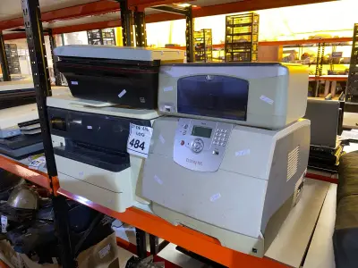 LOTE 484 - 04 IMPRESSORAS MODELOS DIVERSOS. (NO ESTADO) ATENÇÃO! FAZER A VISITAÇÃO ANTES DE ARREMATAR, NÃO SABEMOS SE FUNCIONA. LEILÃO NÃO TEM GARANTIA E NEM DEVOLUÇÃO, SUJEITO A POSSÍVEIS AVARIAS VISÍVEIS/OCULTAS E/OU AUSÊNCIA DE COMPONENTES.