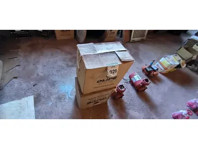 LOTE 029 - 01 LOTE COM CAIXAS DE PASSAGENS 40X40.  (NO ESTADO) ATENÇÃO! FAZER A VISITAÇÃO ANTES DE ARREMATAR, NÃO SABEMOS SE FUNCIONA. LEILÃO NÃO TEM GARANTIA E NEM DEVOLUÇÃO, SUJEITO A POSSÍVEIS AVARIAS VISÍVEIS/OCULTAS E/OU AUSÊNCIA DE COMPONENTES.