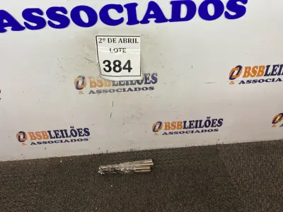 LOTE 384 - 05 BROCAS 12 PARA MADEIRA E AÇO. (NO ESTADO) ATENÇÃO! FAZER A VISITAÇÃO ANTES DE ARREMATAR, NÃO SABEMOS SE FUNCIONA. LEILÃO NÃO TEM GARANTIA E NEM DEVOLUÇÃO, SUJEITO A POSSÍVEIS AVARIAS VISÍVEIS/OCULTAS E/OU AUSÊNCIA DE COMPONENTES.