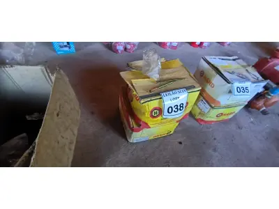 LOTE 038 - 01 LOTE DE PARAFUSOS AUTOBROCANTE PARA TELHADOS.  (NO ESTADO) ATENÇÃO! FAZER A VISITAÇÃO ANTES DE ARREMATAR, NÃO SABEMOS SE FUNCIONA. LEILÃO NÃO TEM GARANTIA E NEM DEVOLUÇÃO, SUJEITO A POSSÍVEIS AVARIAS VISÍVEIS/OCULTAS E/OU AUSÊNCIA DE COMPONENTES.