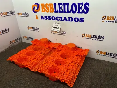 LOTE 494 - 01 LOTE COM CAIXAS PARA TOMADAS. (NO ESTADO) ATENÇÃO! FAZER A VISITAÇÃO ANTES DE ARREMATAR, NÃO SABEMOS SE FUNCIONA. LEILÃO NÃO TEM GARANTIA E NEM DEVOLUÇÃO, SUJEITO A POSSÍVEIS AVARIAS VISÍVEIS/OCULTAS E/OU AUSÊNCIA DE COMPONENTES.