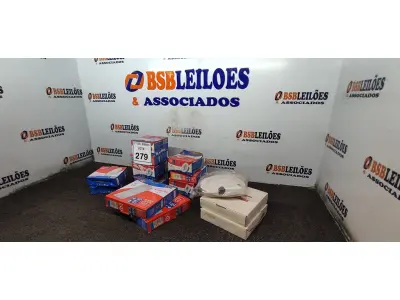 LOTE 279 - 01 LOTE COM LUMINÁRIAS DE LED DECORLUX (NOVO). (NO ESTADO) ATENÇÃO! FAZER A VISITAÇÃO ANTES DE ARREMATAR, NÃO SABEMOS SE FUNCIONA. LEILÃO NÃO TEM GARANTIA E NEM DEVOLUÇÃO, SUJEITO A POSSÍVEIS AVARIAS VISÍVEIS/OCULTAS E/OU AUSÊNCIA DE COMPONENTES.