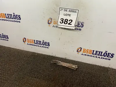 LOTE 382 - 10 BROCAS CHATAS PARA MADEIRA. (NO ESTADO) ATENÇÃO! FAZER A VISITAÇÃO ANTES DE ARREMATAR, NÃO SABEMOS SE FUNCIONA. LEILÃO NÃO TEM GARANTIA E NEM DEVOLUÇÃO, SUJEITO A POSSÍVEIS AVARIAS VISÍVEIS/OCULTAS E/OU AUSÊNCIA DE COMPONENTES.