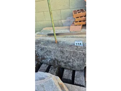 LOTE 114 - 01 LOTE COM MEIO FIO.   (NO ESTADO) ATENÇÃO! FAZER A VISITAÇÃO ANTES DE ARREMATAR, NÃO SABEMOS SE FUNCIONA. LEILÃO NÃO TEM GARANTIA E NEM DEVOLUÇÃO, SUJEITO A POSSÍVEIS AVARIAS VISÍVEIS/OCULTAS E/OU AUSÊNCIA DE COMPONENTES.