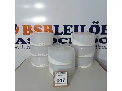 LOTE 047 - 08 DISPENSES DE PAPEL.(NOVO) (NO ESTADO) ATENÇÃO! FAZER A VISITAÇÃO ANTES DE ARREMATAR, NÃO SABEMOS SE FUNCIONA. LEILÃO NÃO TEM GARANTIA E NEM DEVOLUÇÃO, SUJEITO A POSSÍVEIS AVARIAS VISÍVEIS/OCULTAS E/OU AUSÊNCIA DE COMPONENTES.