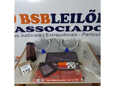 LOTE 110 - 01 LOTE COM FILTRO AR PORSCHE CAYENNE 4.8 V8/2009ATE 2012, FILTRO DE AR PORSCHE BOXER 2.73.48 E -0666, ESTABILIZADOR DA PORSCHE SWAY ANTI ROLL BAR E BANDEJA SUPERIORES DIANTEIRO 2012-2018 PORSCHE CAYENNE. (NO ESTADO) ATENÇÃO! FAZER A VISITAÇÃO ANTES DE ARREMATAR, NÃO SABEMOS SE FUNCIONA. LEILÃO NÃO TEM GARANTIA E NEM DEVOLUÇÃO, SUJEITO A POSSÍVEIS AVARIAS VISÍVEIS/OCULTAS E/OU AUSÊNCIA DE COMPONENTES.