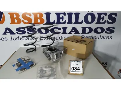 LOTE 034 - 01 CILINDRO NX 400 FALCON E 01 PAR DE MOLAS DIANTEIRA DO CHRYSLER GRAND CARAVAN 3.3 V6. (NO ESTADO) ATENÇÃO! FAZER A VISITAÇÃO ANTES DE ARREMATAR, NÃO SABEMOS SE FUNCIONA. LEILÃO NÃO TEM GARANTIA E NEM DEVOLUÇÃO, SUJEITO A POSSÍVEIS AVARIAS VISÍVEIS/OCULTAS E/OU AUSÊNCIA DE COMPONENTES.