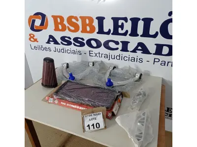 LOTE 110 - 01 LOTE COM FILTRO AR PORSCHE CAYENNE 4.8 V8/2009ATE 2012, FILTRO DE AR PORSCHE BOXER 2.73.48 E -0666, ESTABILIZADOR DA PORSCHE SWAY ANTI ROLL BAR E BANDEJA SUPERIORES DIANTEIRO 2012-2018 PORSCHE CAYENNE. (NO ESTADO) ATENÇÃO! FAZER A VISITAÇÃO ANTES DE ARREMATAR, NÃO SABEMOS SE FUNCIONA. LEILÃO NÃO TEM GARANTIA E NEM DEVOLUÇÃO, SUJEITO A POSSÍVEIS AVARIAS VISÍVEIS/OCULTAS E/OU AUSÊNCIA DE COMPONENTES.