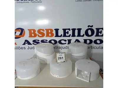 LOTE 261 - 07 DISPENSES DE PAPEL.(NOVO) (NO ESTADO) ATENÇÃO! FAZER A VISITAÇÃO ANTES DE ARREMATAR, NÃO SABEMOS SE FUNCIONA. LEILÃO NÃO TEM GARANTIA E NEM DEVOLUÇÃO, SUJEITO A POSSÍVEIS AVARIAS VISÍVEIS/OCULTAS E/OU AUSÊNCIA DE COMPONENTES.
