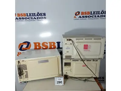 LOTE 290 - 03 MICRO-ONDAS, SENDO 02 COM PRATOS COM AVARIAS. (NO ESTADO) ATENÇÃO! FAZER A VISITAÇÃO ANTES DE ARREMATAR, NÃO SABEMOS SE FUNCIONA. LEILÃO NÃO TEM GARANTIA E NEM DEVOLUÇÃO, SUJEITO A POSSÍVEIS AVARIAS VISÍVEIS/OCULTAS E/OU AUSÊNCIA DE COMPONENTES.