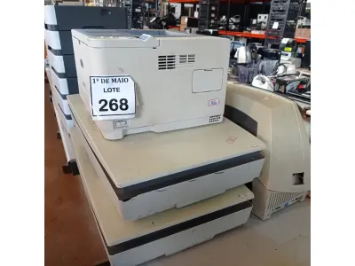 LOTE 268 - 03 SCANNER’S MARCA KODAK E 01 IMPRESSORA MARCA OK. (NO ESTADO) ATENÇÃO! FAZER A VISITAÇÃO ANTES DE ARREMATAR, NÃO SABEMOS SE FUNCIONA. LEILÃO NÃO TEM GARANTIA E NEM DEVOLUÇÃO, SUJEITO A POSSÍVEIS AVARIAS VISÍVEIS/OCULTAS E/OU AUSÊNCIA DE COMPONENTES.