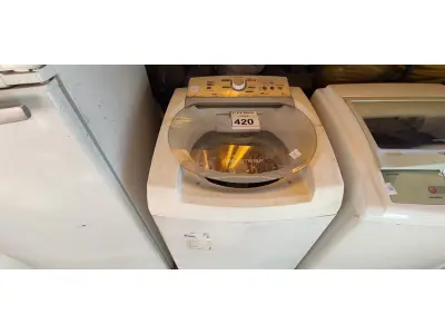 LOTE 420 - 01 MÁQUINA DE LAVAR 9KG MARCA BRASTEMP 220V COM AVARIAS. (NO ESTADO) ATENÇÃO! FAZER A VISITAÇÃO ANTES DE ARREMATAR, NÃO SABEMOS SE FUNCIONA. LEILÃO NÃO TEM GARANTIA E NEM DEVOLUÇÃO, SUJEITO A POSSÍVEIS AVARIAS VISÍVEIS/OCULTAS E/OU AUSÊNCIA DE COMPONENTES.