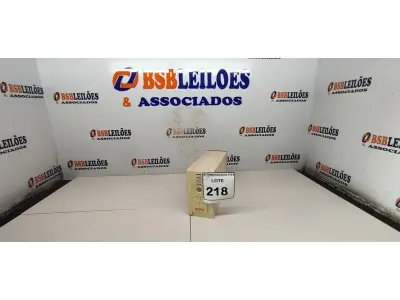 LOTE 218 - 01 ESTABILIZADOR APC (NO ESTADO EM QUE SE ENCONTRA. SUJEITO A AVARIAS OCULTAS/VISÍVEIS.)