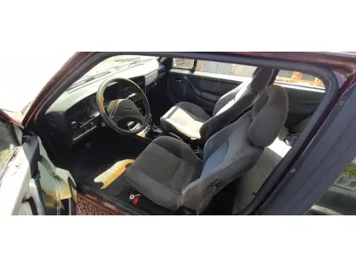 LOTE 667 - 01 GM/MONZA GL A GASOLINA; NA COR VERMELHA; ANO 1994. (NO ESTADO)