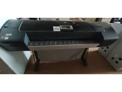 LOTE 279 - 01 PLOTTER DESIGNJET Z3200PS PHOTO MARCA HP. (NO ESTADO) ATENÇÃO! FAZER A VISITAÇÃO ANTES DE ARREMATAR, NÃO SABEMOS SE FUNCIONA, LEILÃO NÃO TEM GARANTIA E NEM DEVOLUÇÃO, SUJEITO A POSSÍVEIS AVARIAS VISÍVEIS/OCULTAS E/OU AUSÊNCIA DE COMPONENTES.