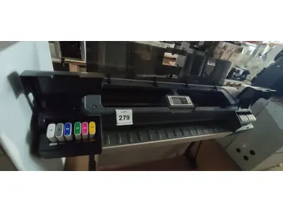 LOTE 279 - 01 PLOTTER DESIGNJET Z3200PS PHOTO MARCA HP. (NO ESTADO) ATENÇÃO! FAZER A VISITAÇÃO ANTES DE ARREMATAR, NÃO SABEMOS SE FUNCIONA, LEILÃO NÃO TEM GARANTIA E NEM DEVOLUÇÃO, SUJEITO A POSSÍVEIS AVARIAS VISÍVEIS/OCULTAS E/OU AUSÊNCIA DE COMPONENTES.