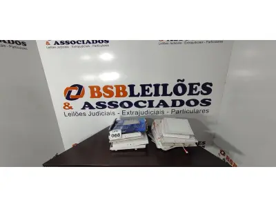 LOTE 068 - 01 LOTE COM VÁRIAS LUMINÁRIAS PAINEL DE LED TAMANHOS E MODELOS DIVERSOS. (NO ESTADO) ATENÇÃO! FAZER A VISITAÇÃO ANTES DE ARREMATAR, NÃO SABEMOS SE FUNCIONA, LEILÃO NÃO TEM GARANTIA E NEM DEVOLUÇÃO, SUJEITO A POSSÍVEIS AVARIAS VISÍVEIS/OCULTAS E/OU AUSÊNCIA DE COMPONENTES.