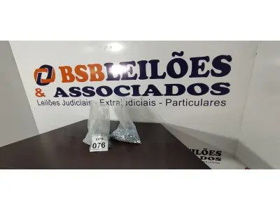 LOTE 076 - 01 LOTE COM GRANDE QUANTIDADE DE PARAFUSOS E PORCAS. (NO ESTADO) ATENÇÃO! FAZER A VISITAÇÃO ANTES DE ARREMATAR, NÃO SABEMOS SE FUNCIONA, LEILÃO NÃO TEM GARANTIA E NEM DEVOLUÇÃO, SUJEITO A POSSÍVEIS AVARIAS VISÍVEIS/OCULTAS E/OU AUSÊNCIA DE COMPONENTES.