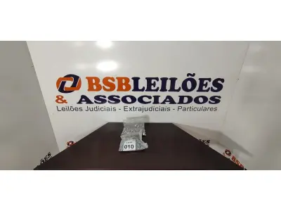 LOTE 010 - 01 LOTE COM PARAFUSOS DIVERSOS. (NO ESTADO) ATENÇÃO! FAZER A VISITAÇÃO ANTES DE ARREMATAR, NÃO SABEMOS SE FUNCIONA, LEILÃO NÃO TEM GARANTIA E NEM DEVOLUÇÃO, SUJEITO A POSSÍVEIS AVARIAS VISÍVEIS/OCULTAS E/OU AUSÊNCIA DE COMPONENTES.