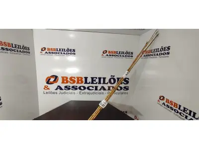 LOTE 031 - 05 VARAS DE BAMBU. (NO ESTADO) ATENÇÃO! FAZER A VISITAÇÃO ANTES DE ARREMATAR, NÃO SABEMOS SE FUNCIONA, LEILÃO NÃO TEM GARANTIA E NEM DEVOLUÇÃO, SUJEITO A POSSÍVEIS AVARIAS VISÍVEIS/OCULTAS E/OU AUSÊNCIA DE COMPONENTES.