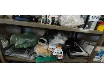 LOTE 129 - 01 LOTE COM 03 FURADORES DE PAPEL E MATERIAIS DIVERSOS PARA ESCRITÓRIO. (NO ESTADO) ATENÇÃO! FAZER A VISITAÇÃO ANTES DE ARREMATAR, NÃO SABEMOS SE FUNCIONA, LEILÃO NÃO TEM GARANTIA E NEM DEVOLUÇÃO, SUJEITO A POSSÍVEIS AVARIAS VISÍVEIS/OCULTAS E/OU AUSÊNCIA DE COMPONENTES.