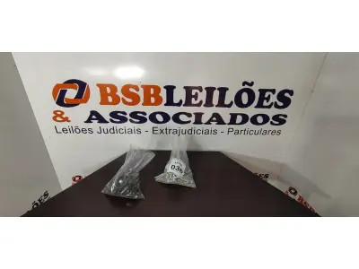 LOTE 038 - 01 LOTE COM GRANDE QUANTIDADE DE PARAFUSOS DIVERSOS. (NO ESTADO) ATENÇÃO! FAZER A VISITAÇÃO ANTES DE ARREMATAR, NÃO SABEMOS SE FUNCIONA, LEILÃO NÃO TEM GARANTIA E NEM DEVOLUÇÃO, SUJEITO A POSSÍVEIS AVARIAS VISÍVEIS/OCULTAS E/OU AUSÊNCIA DE COMPONENTES. 