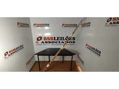 LOTE 031 - 05 VARAS DE BAMBU. (NO ESTADO) ATENÇÃO! FAZER A VISITAÇÃO ANTES DE ARREMATAR, NÃO SABEMOS SE FUNCIONA, LEILÃO NÃO TEM GARANTIA E NEM DEVOLUÇÃO, SUJEITO A POSSÍVEIS AVARIAS VISÍVEIS/OCULTAS E/OU AUSÊNCIA DE COMPONENTES.
