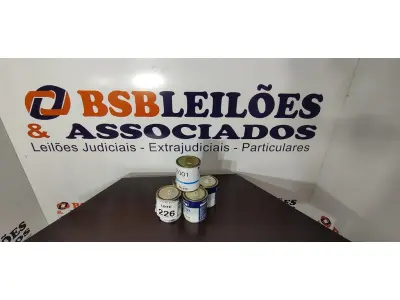 LOTE 226 - 03 CATALIZADORES PARA ESMALTE SINTÉTICO DE 640ML MARCA CORAL, 01 ADESIVO PARA LAMINAÇÃO 900ML E 01 BATIDA DE PEDRA BRANCO 900ML MARCA 2001. (NO ESTADO) ATENÇÃO! FAZER A VISITAÇÃO ANTES DE ARREMATAR, NÃO SABEMOS SE FUNCIONA, LEILÃO NÃO TEM GARANTIA E NEM DEVOLUÇÃO, SUJEITO A POSSÍVEIS AVARIAS VISÍVEIS/OCULTAS E/OU AUSÊNCIA DE COMPONENTES.