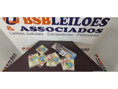 LOTE 218 - 01 KIT DE PESCA INFANTIL E 09 LINHAS DE NYLON COM 10M CADA. (NO ESTADO) ATENÇÃO! FAZER A VISITAÇÃO ANTES DE ARREMATAR, NÃO SABEMOS SE FUNCIONA, LEILÃO NÃO TEM GARANTIA E NEM DEVOLUÇÃO, SUJEITO A POSSÍVEIS AVARIAS VISÍVEIS/OCULTAS E/OU AUSÊNCIA DE COMPONENTES.