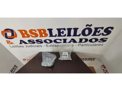 LOTE 058 - 01 LOTE COM GRANDE QUANTIDADE DE PARAFUSOS E PORCAS. (NO ESTADO) ATENÇÃO! FAZER A VISITAÇÃO ANTES DE ARREMATAR, NÃO SABEMOS SE FUNCIONA, LEILÃO NÃO TEM GARANTIA E NEM DEVOLUÇÃO, SUJEITO A POSSÍVEIS AVARIAS VISÍVEIS/OCULTAS E/OU AUSÊNCIA DE COMPONENTES.