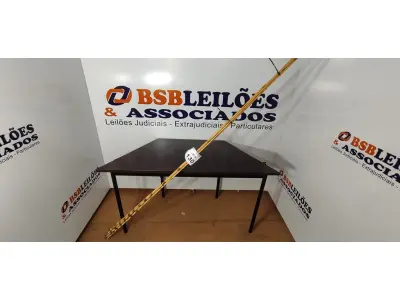 LOTE 130 - 05 VARAS DE BAMBU. (NO ESTADO) ATENÇÃO! FAZER A VISITAÇÃO ANTES DE ARREMATAR, NÃO SABEMOS SE FUNCIONA, LEILÃO NÃO TEM GARANTIA E NEM DEVOLUÇÃO, SUJEITO A POSSÍVEIS AVARIAS VISÍVEIS/OCULTAS E/OU AUSÊNCIA DE COMPONENTES.