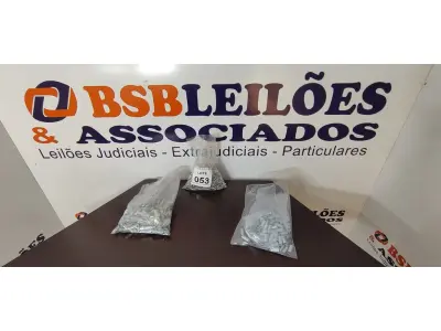 LOTE 053 - 01 LOTE COM GRANDE QUANTIDADE DE PARAFUSOS OLHAL E BUCHAS DE METAL. (NO ESTADO) ATENÇÃO! FAZER A VISITAÇÃO ANTES DE ARREMATAR, NÃO SABEMOS SE FUNCIONA, LEILÃO NÃO TEM GARANTIA E NEM DEVOLUÇÃO, SUJEITO A POSSÍVEIS AVARIAS VISÍVEIS/OCULTAS E/OU AUSÊNCIA DE COMPONENTES.