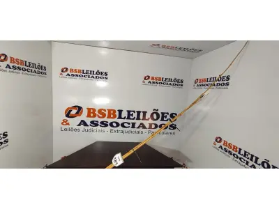 LOTE 181 - 05 VARAS DE BAMBU. (NO ESTADO) ATENÇÃO! FAZER A VISITAÇÃO ANTES DE ARREMATAR, NÃO SABEMOS SE FUNCIONA, LEILÃO NÃO TEM GARANTIA E NEM DEVOLUÇÃO, SUJEITO A POSSÍVEIS AVARIAS VISÍVEIS/OCULTAS E/OU AUSÊNCIA DE COMPONENTES.